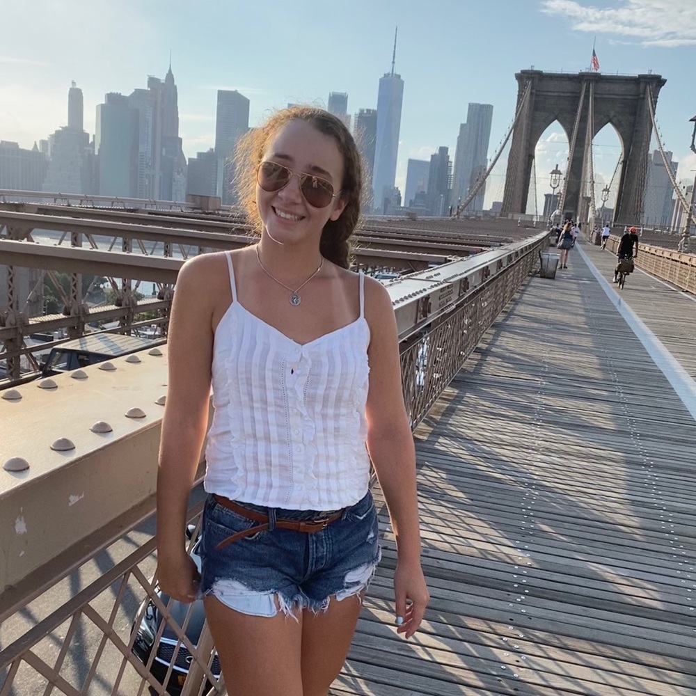 Meet your Posher, Natalie